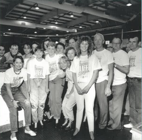 1989 Lifestyle ice skating 8