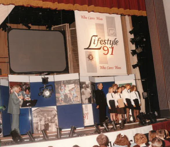 awards stage 16
