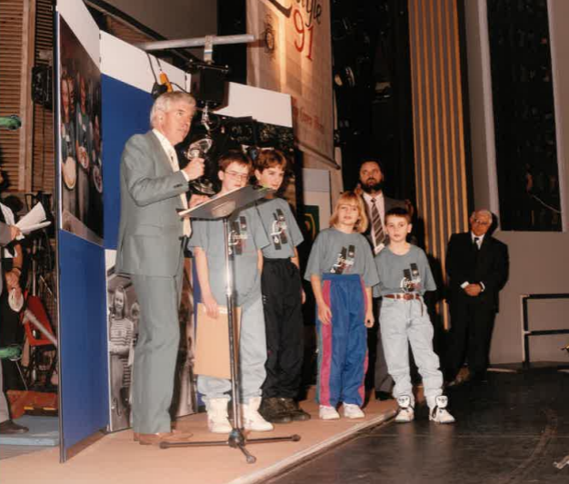 awards stage 19